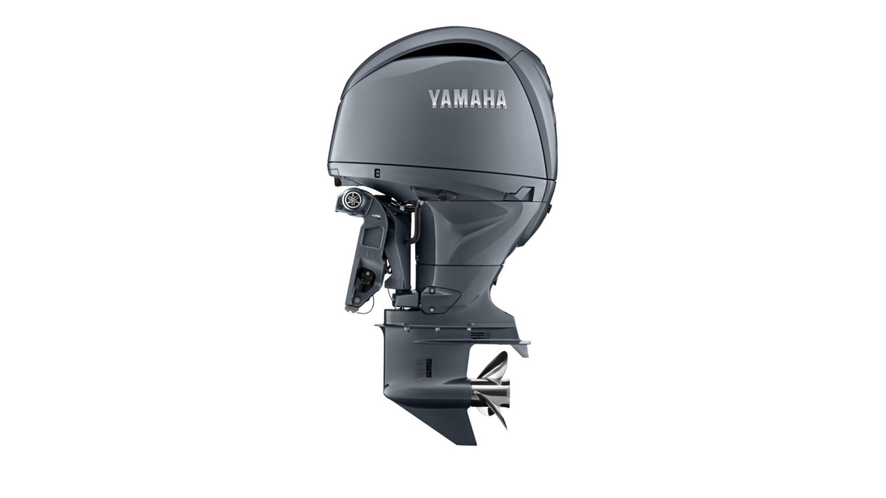 2023 Yamaha F150 Eu Light Grey Metallic Studio 002